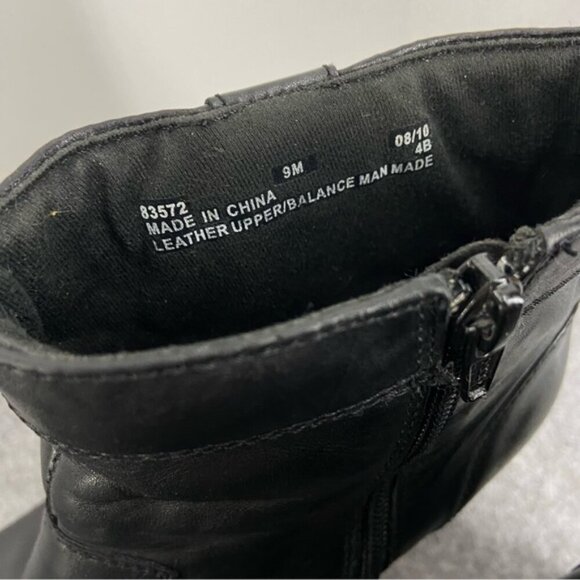 Clarks Gorgeous Black Leather Ankle Boots Women’s Size 9M - Picture 3 of 12